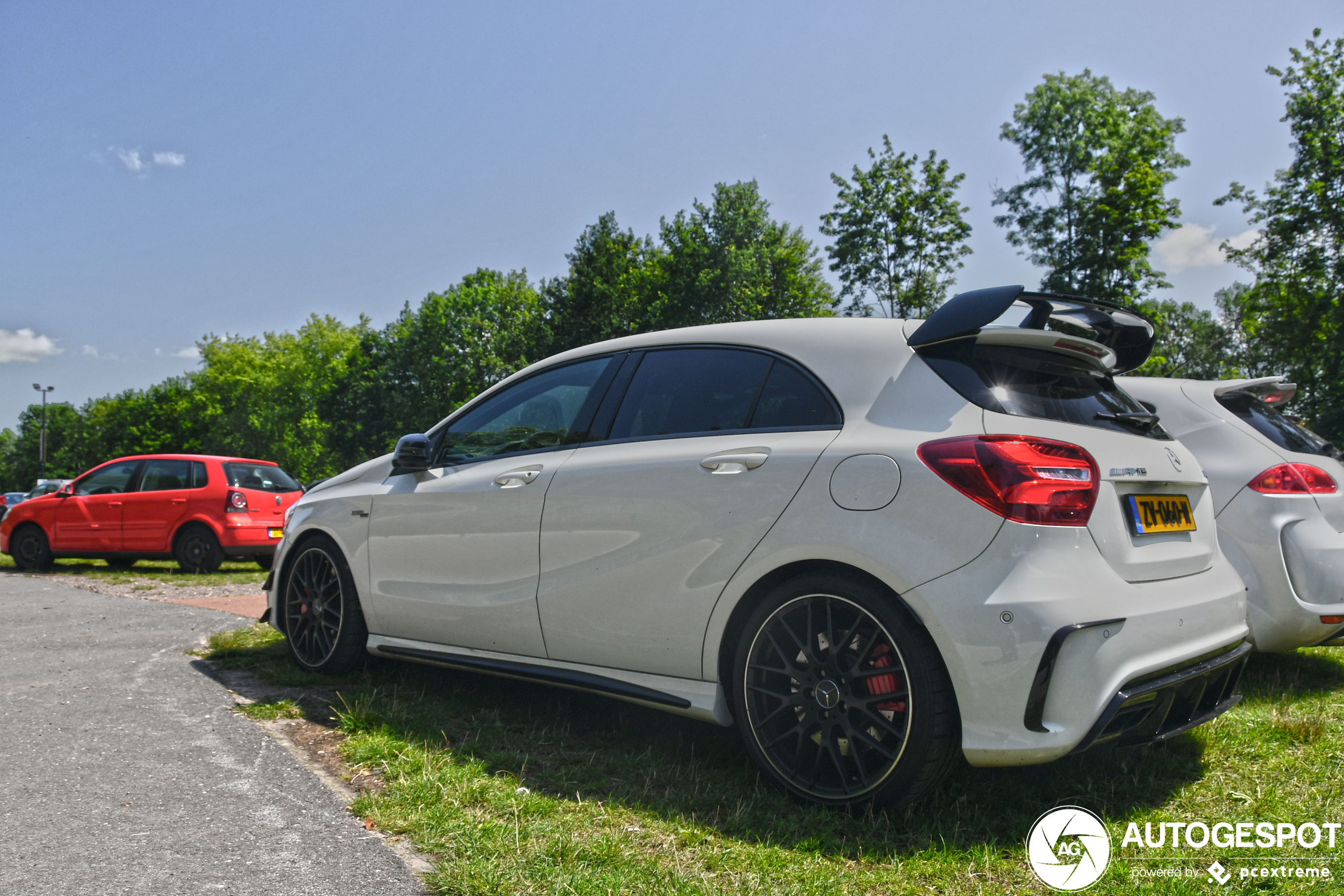 Mercedes-AMG A 45 W176 2015