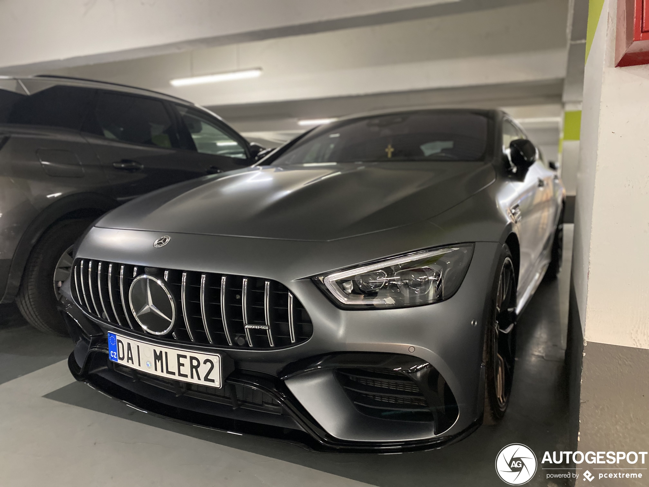 Mercedes-AMG GT 63 S X290