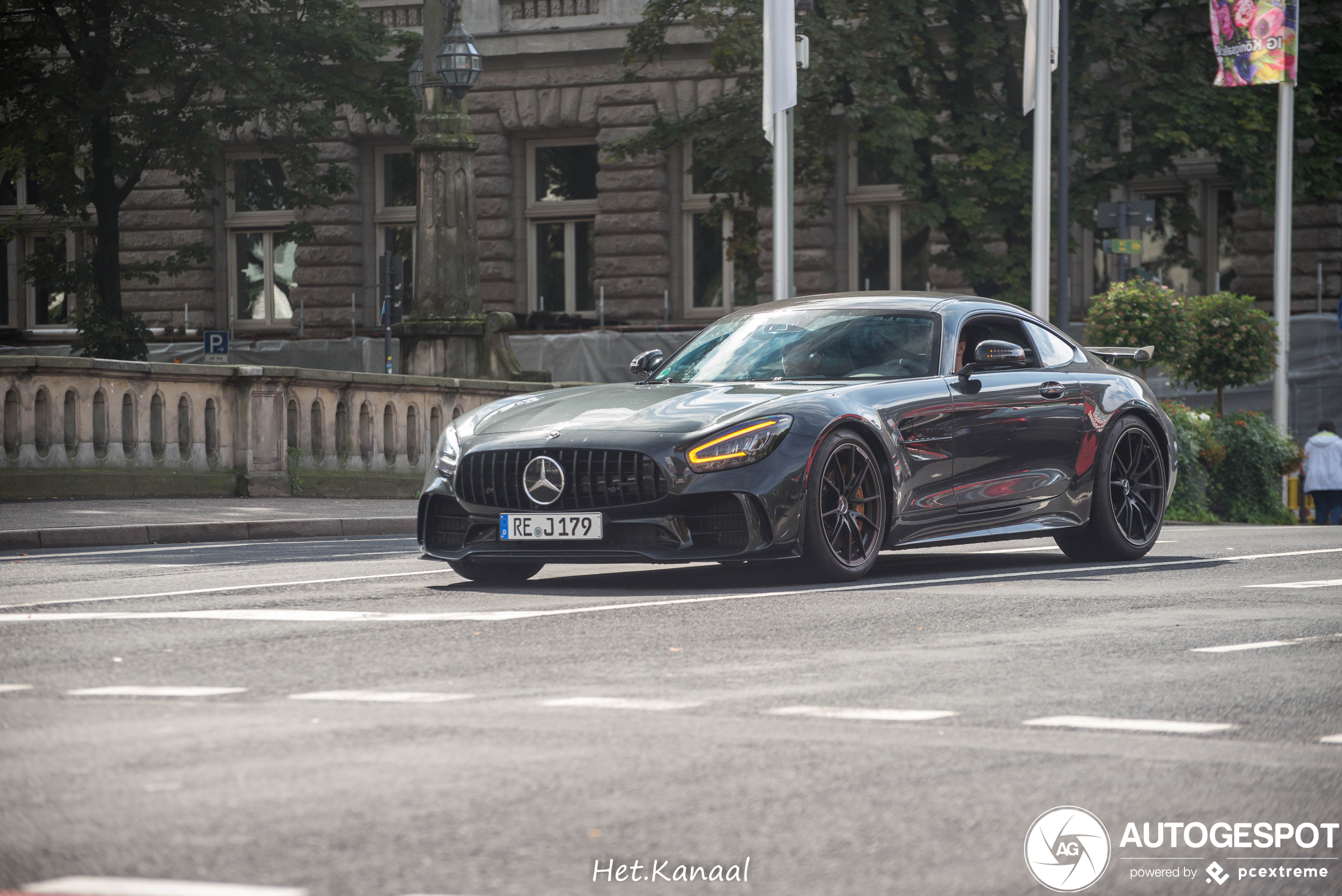 Mercedes-AMG GT R C190 2019