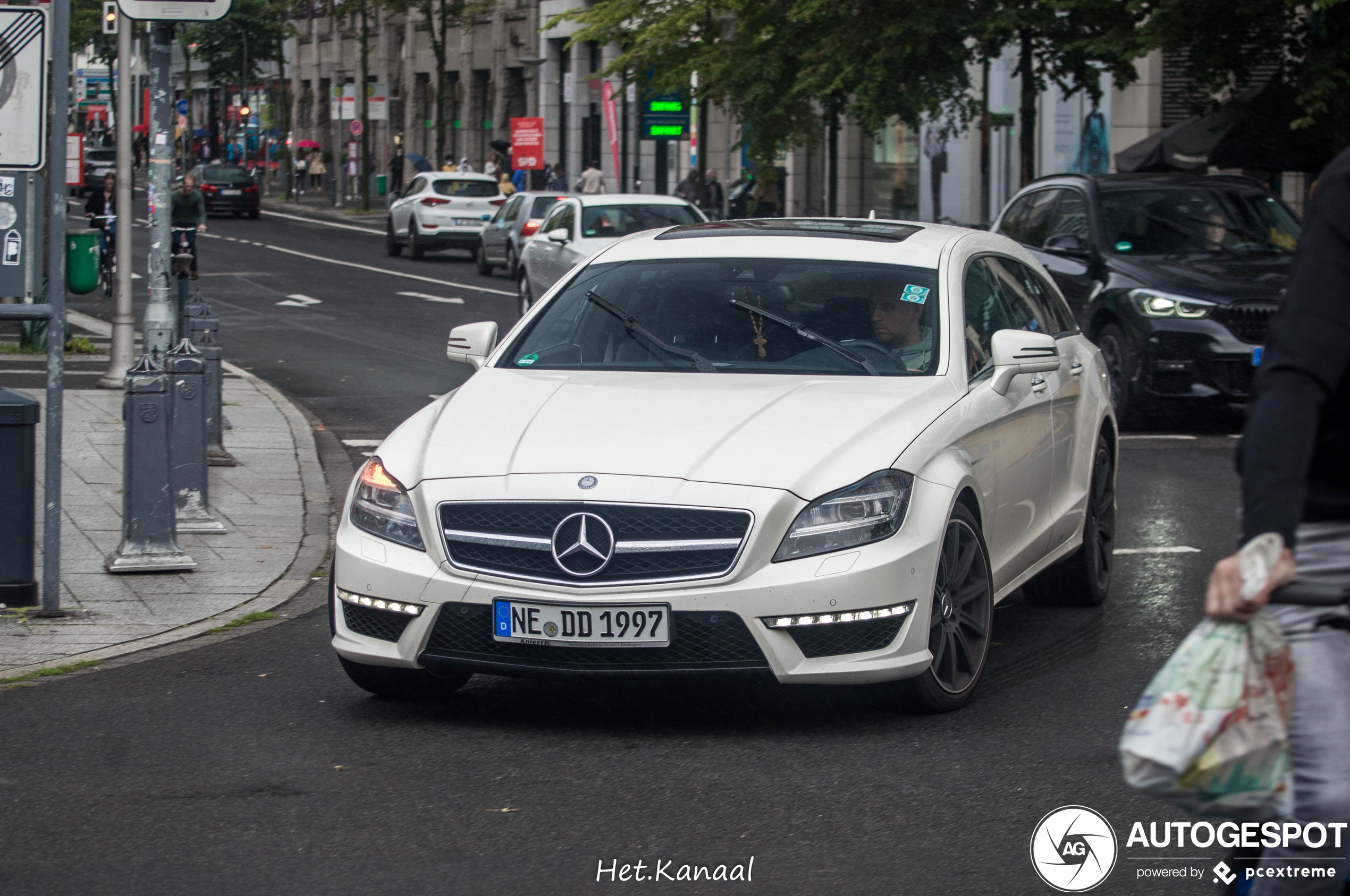 Mercedes-Benz CLS 63 AMG X218 Shooting Brake