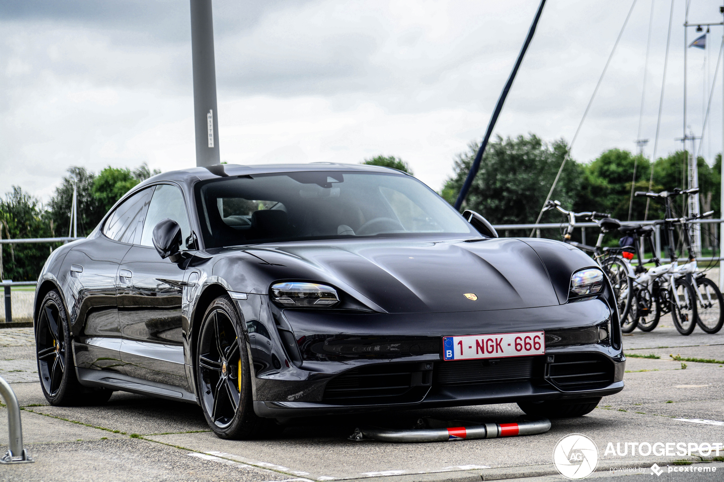 Porsche Taycan Turbo