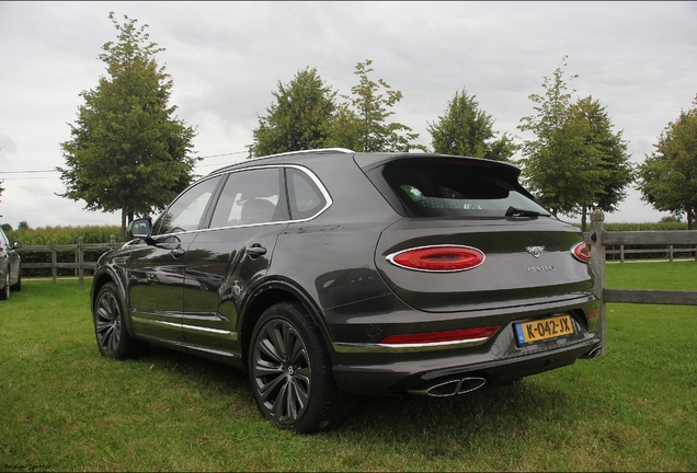 Bentley Bentayga V8 2021