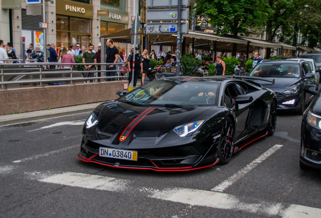 Lamborghini Aventador LP770-4 SVJ