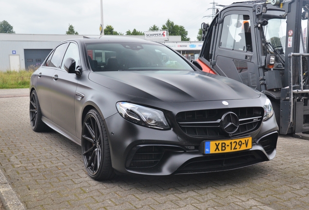 Mercedes-AMG E 63 S W213