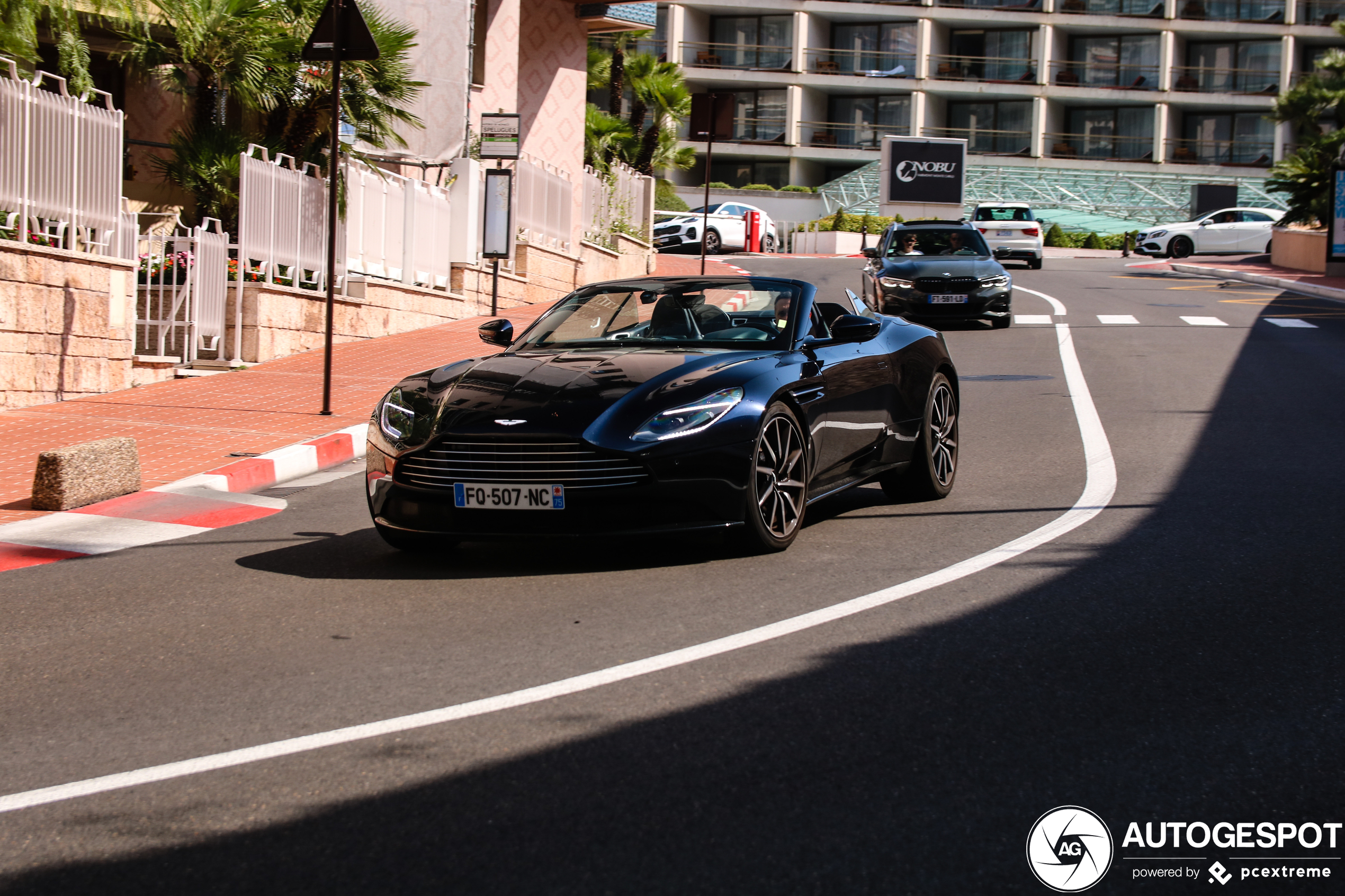 Aston Martin DB11 V8 Volante