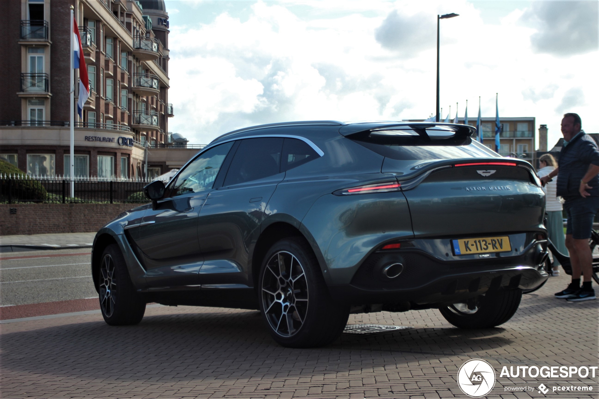 Aston Martin DBX