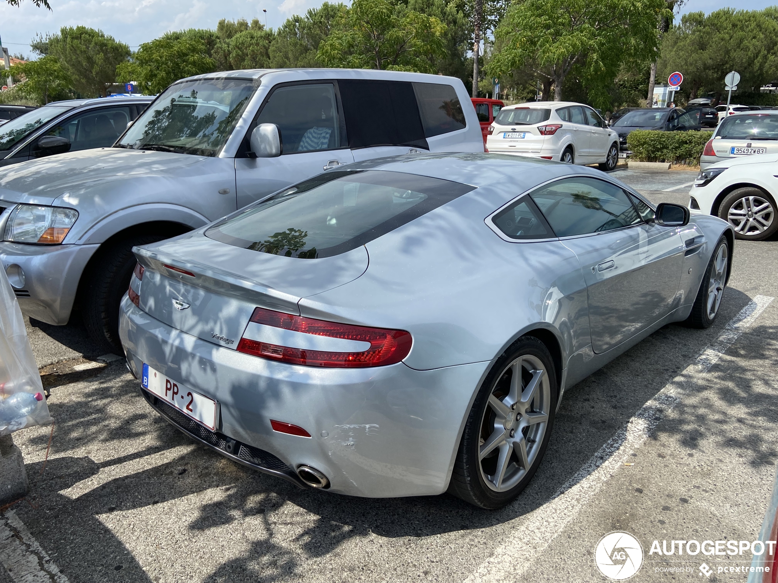 Aston Martin V8 Vantage