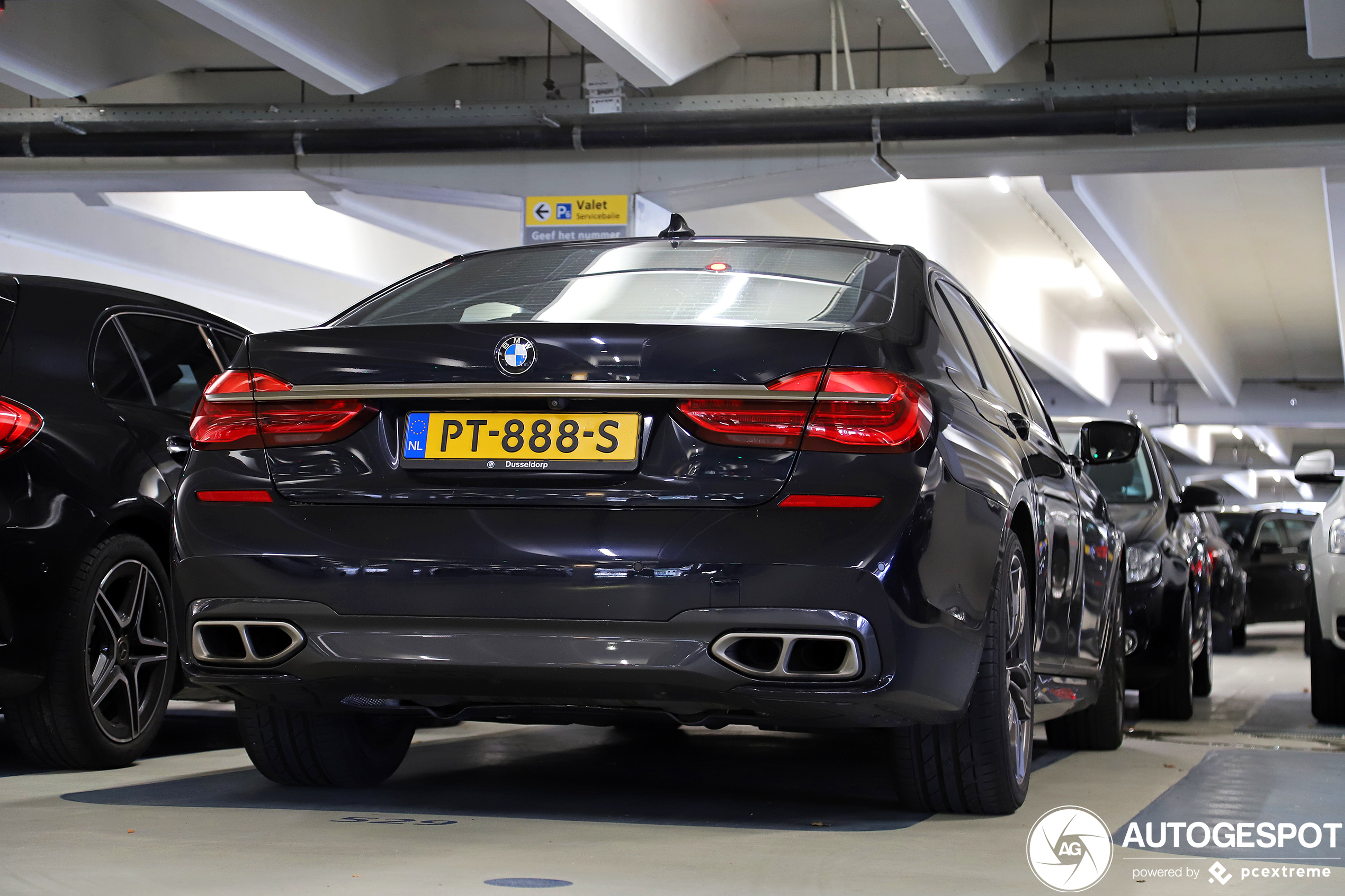 BMW M760Li xDrive