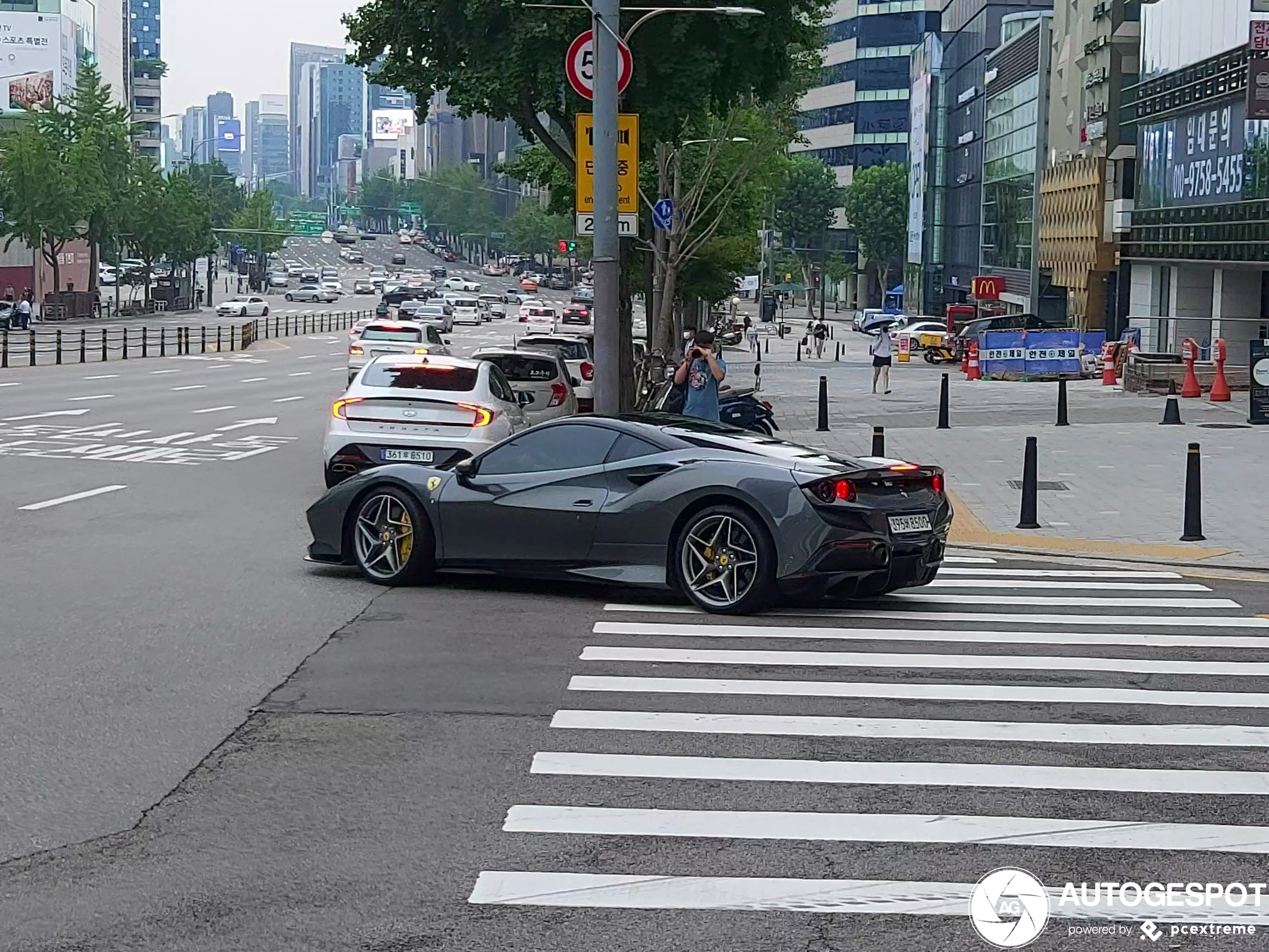 Ferrari F8 Tributo