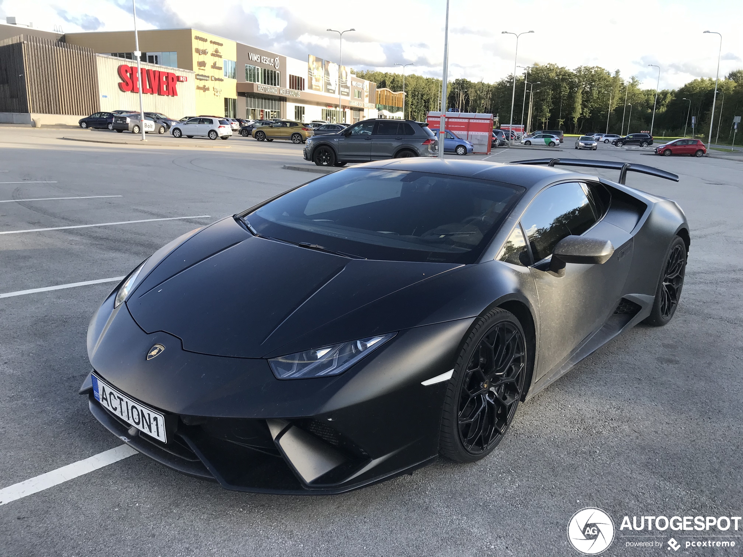 Lamborghini Huracán LP640-4 Performante