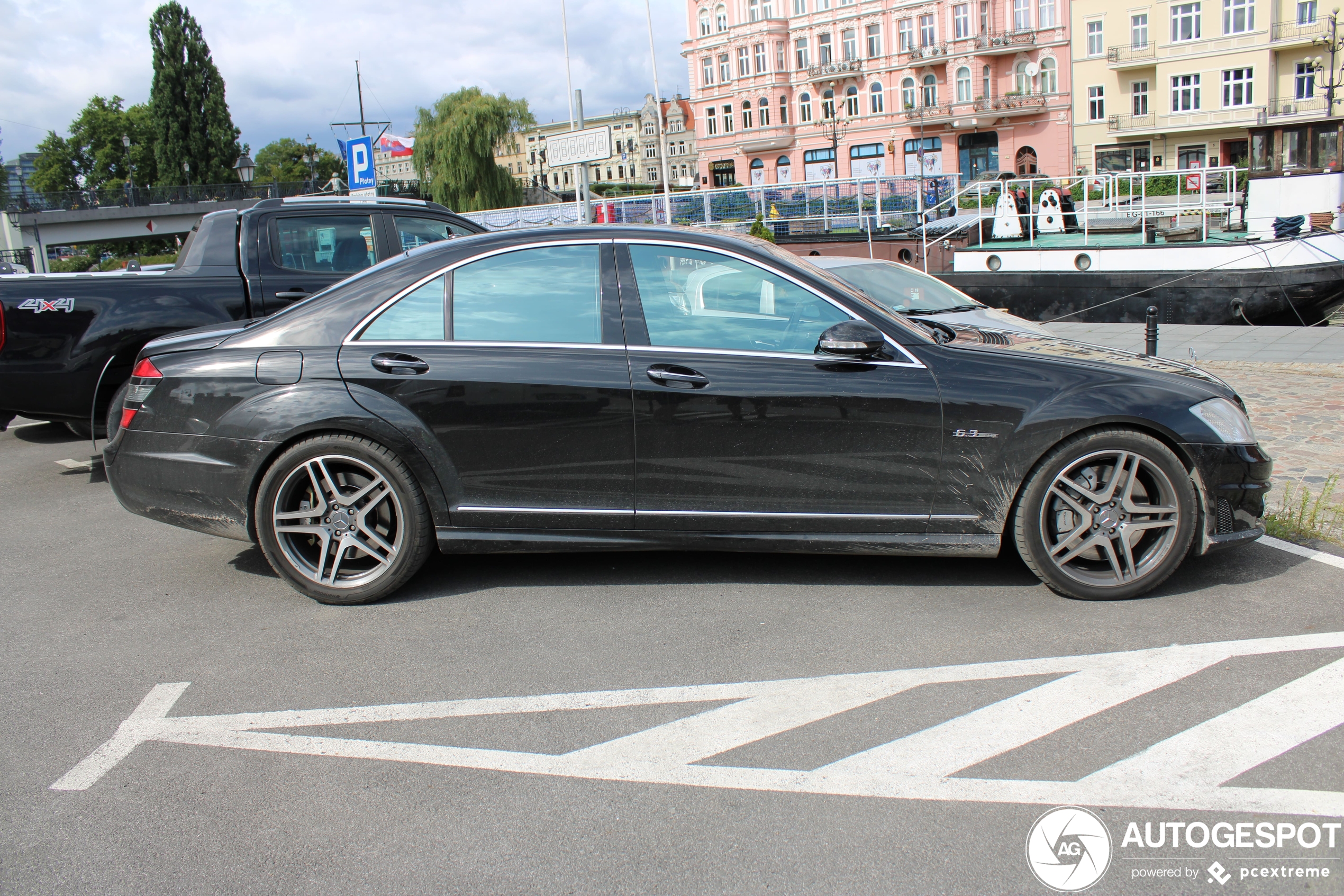 Mercedes-Benz S 63 AMG W221