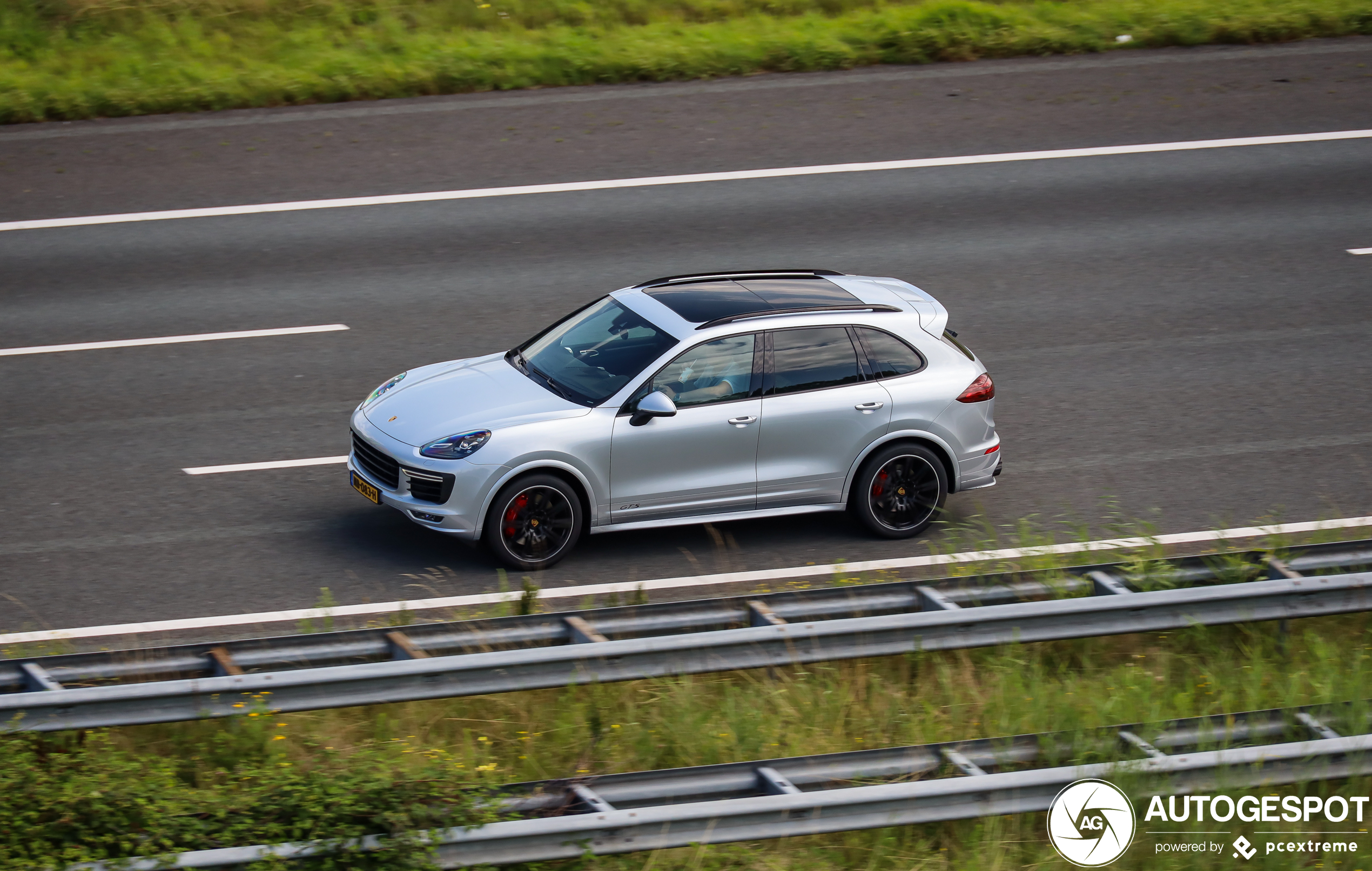 Porsche 958 Cayenne GTS MkII