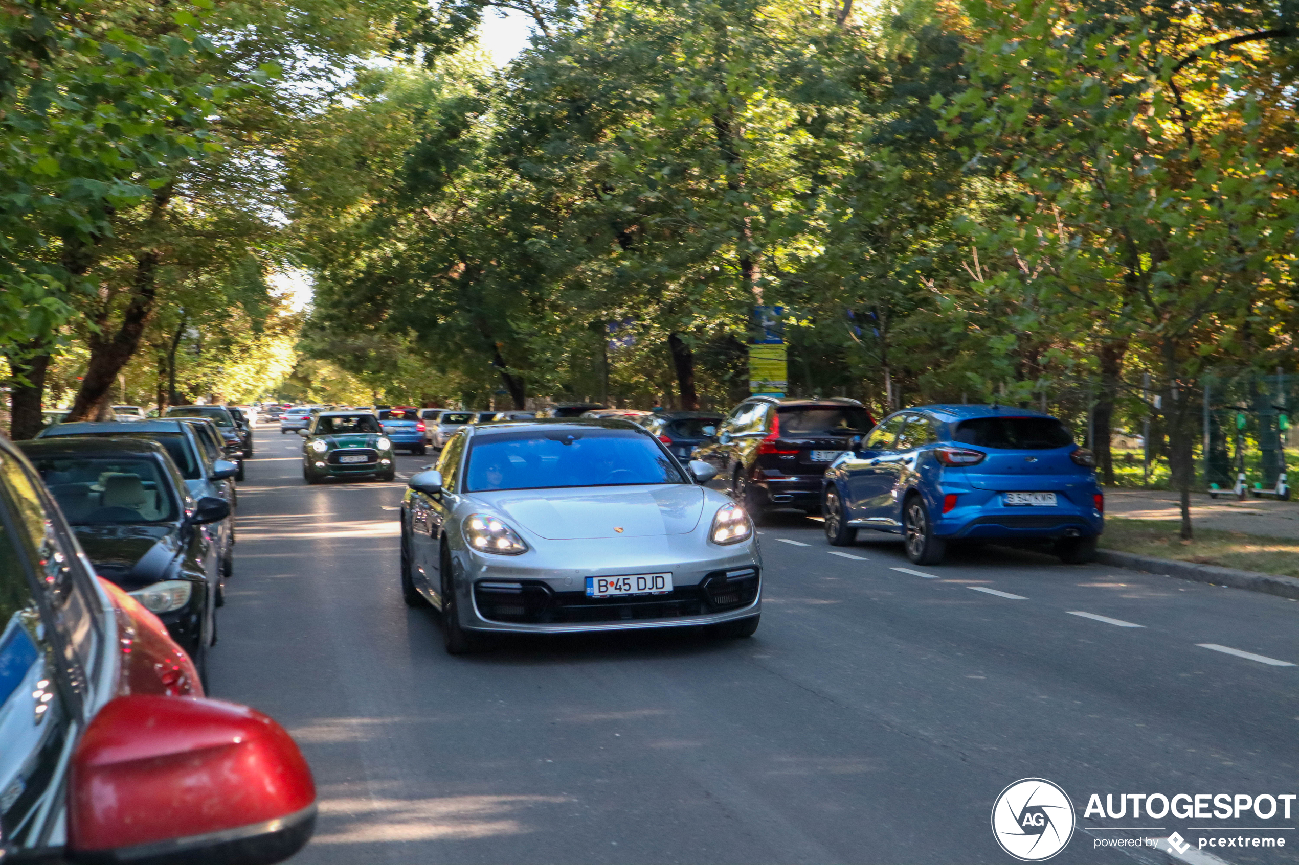 Porsche 971 Panamera Turbo