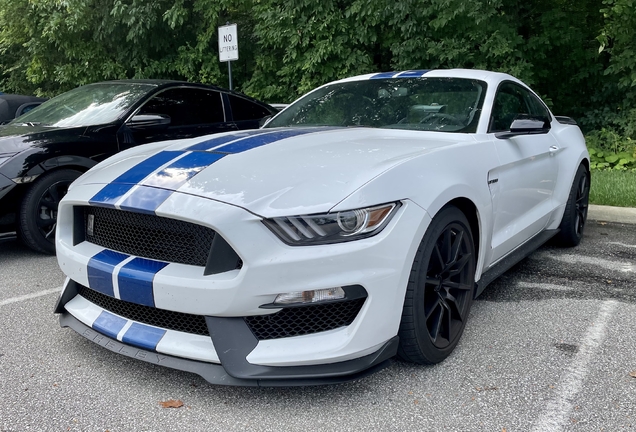 Ford Mustang Shelby GT350 2015