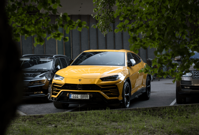 Lamborghini Urus