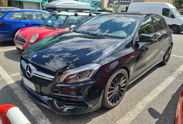 Mercedes-AMG A 45 W176 2015