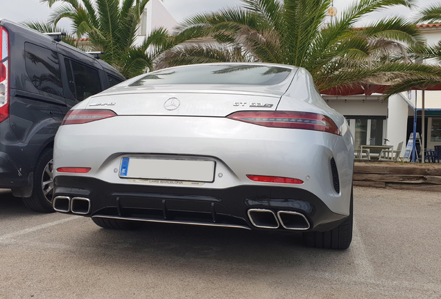 Mercedes-AMG GT 63 S X290