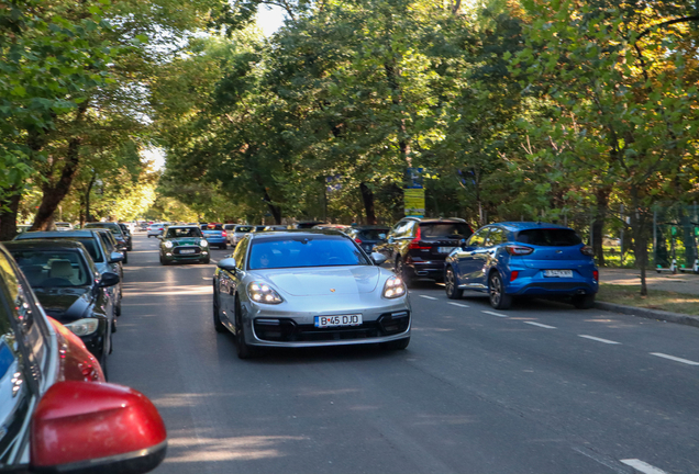 Porsche 971 Panamera Turbo