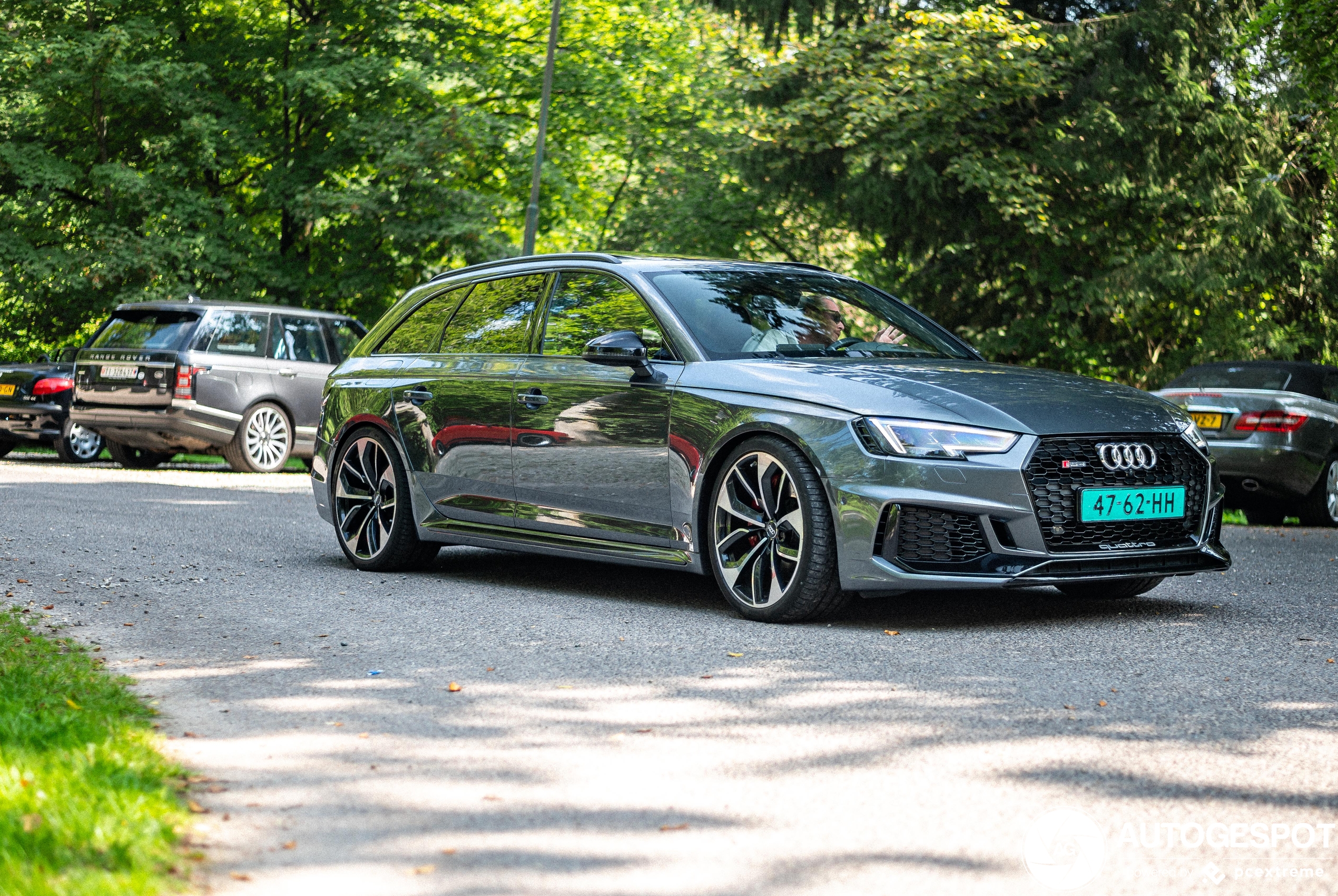 Audi RS4 Avant B9