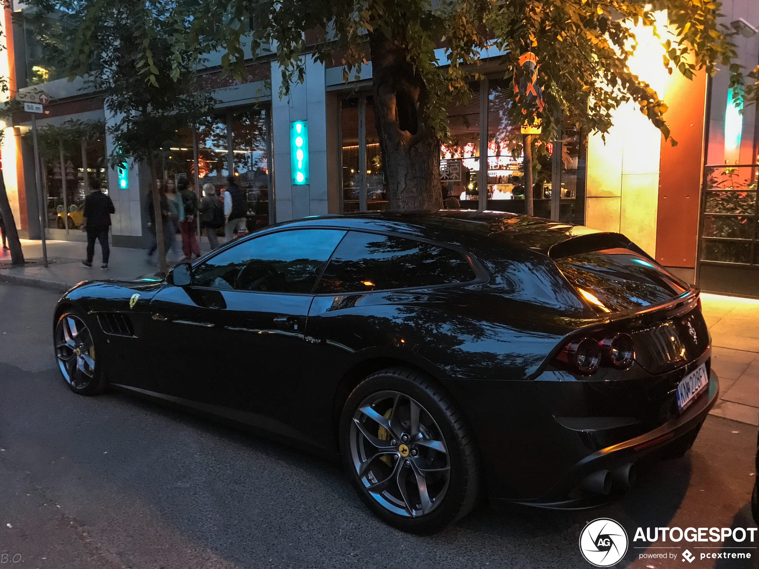 Ferrari GTC4Lusso T