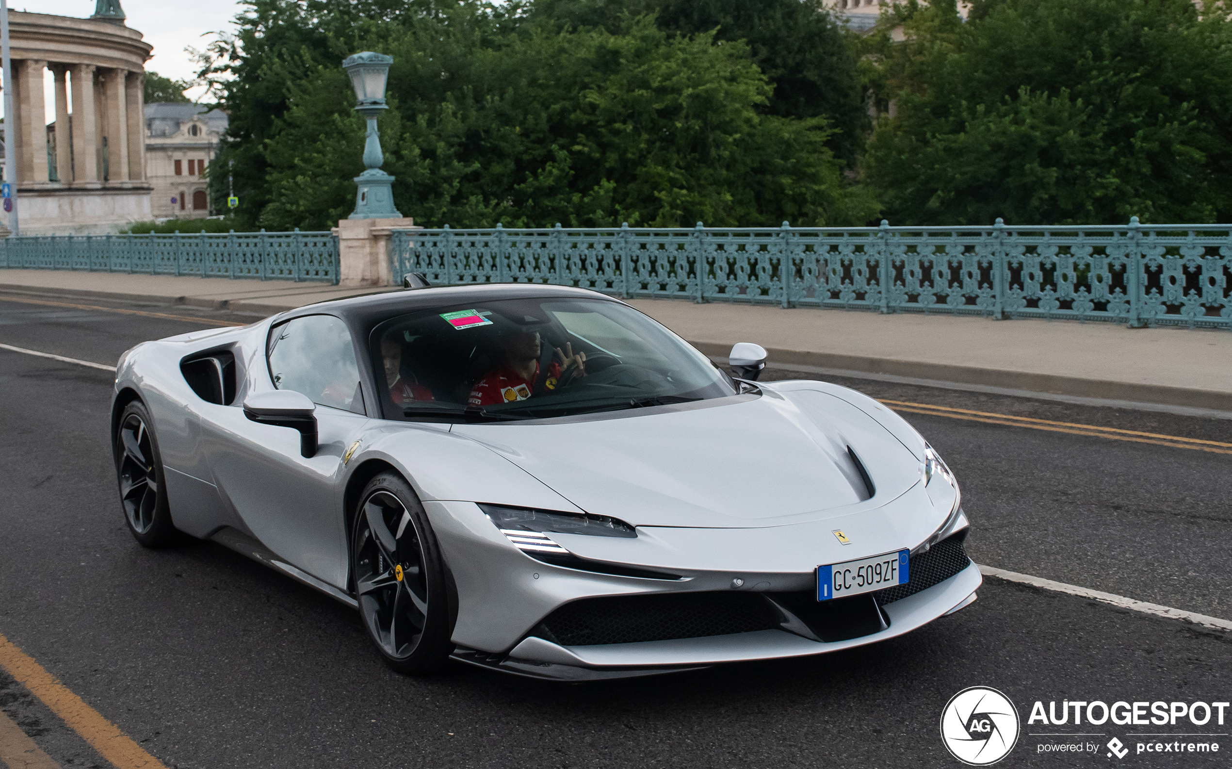 Ferrari SF90 Stradale