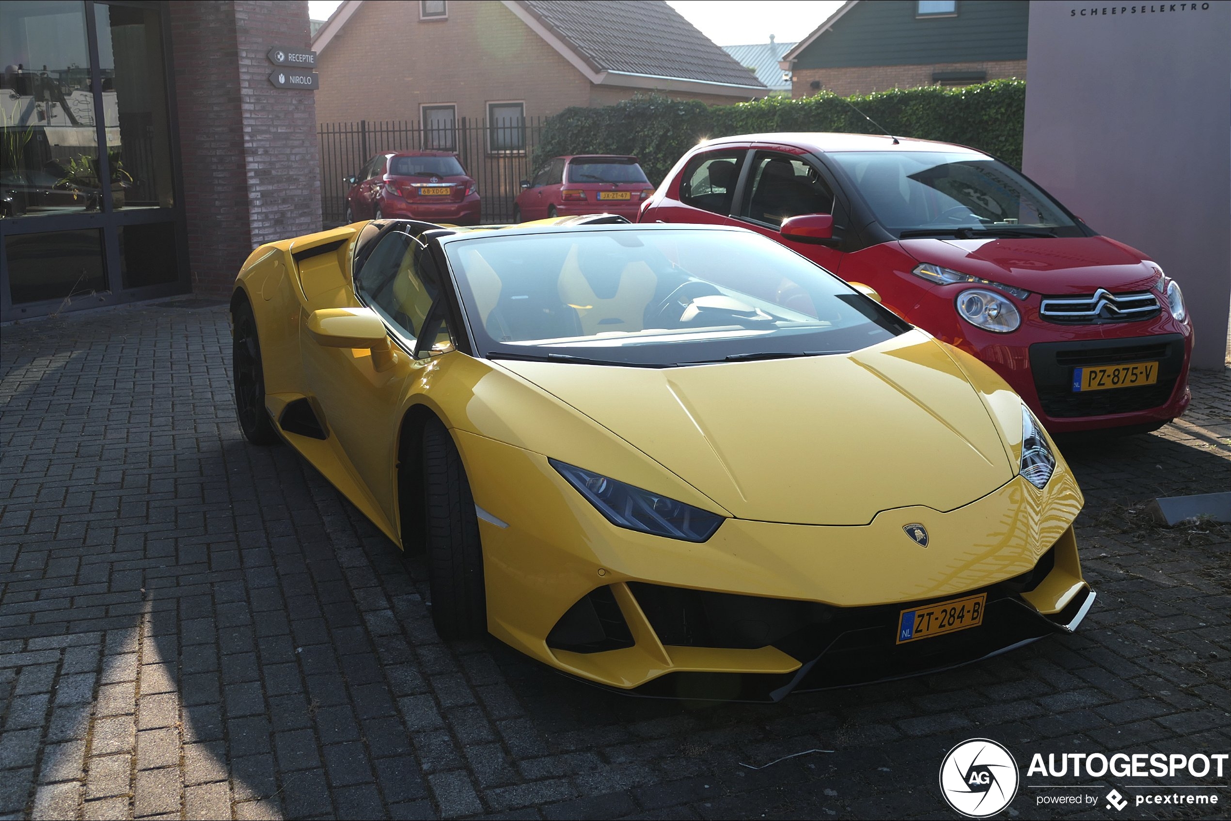 Lamborghini Huracán LP640-4 EVO Spyder