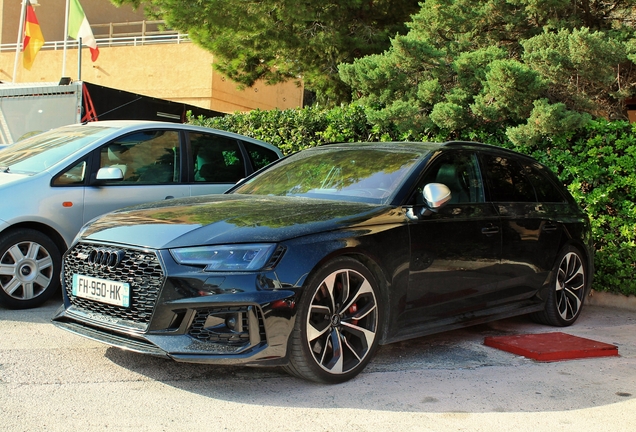 Audi RS4 Avant B9