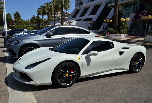 Ferrari 488 Spider