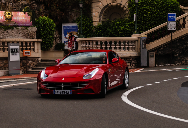 Ferrari FF