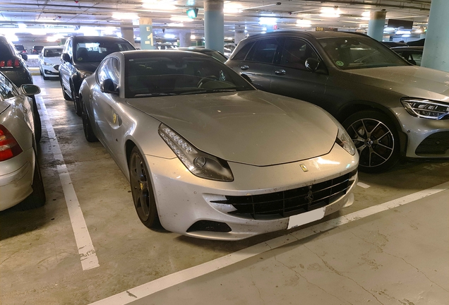 Ferrari FF