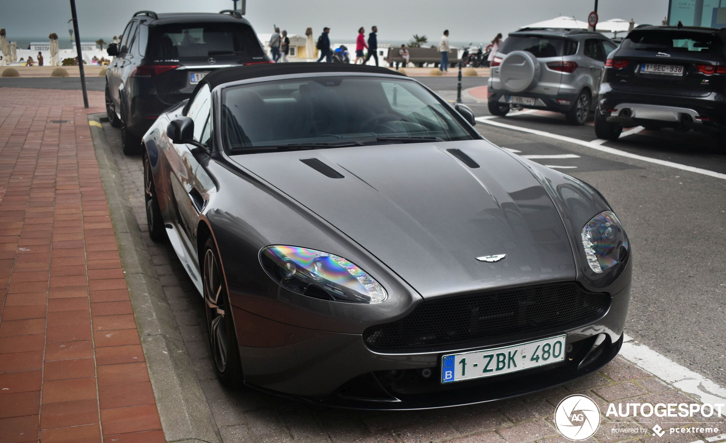 Aston Martin V8 Vantage AMR Roadster