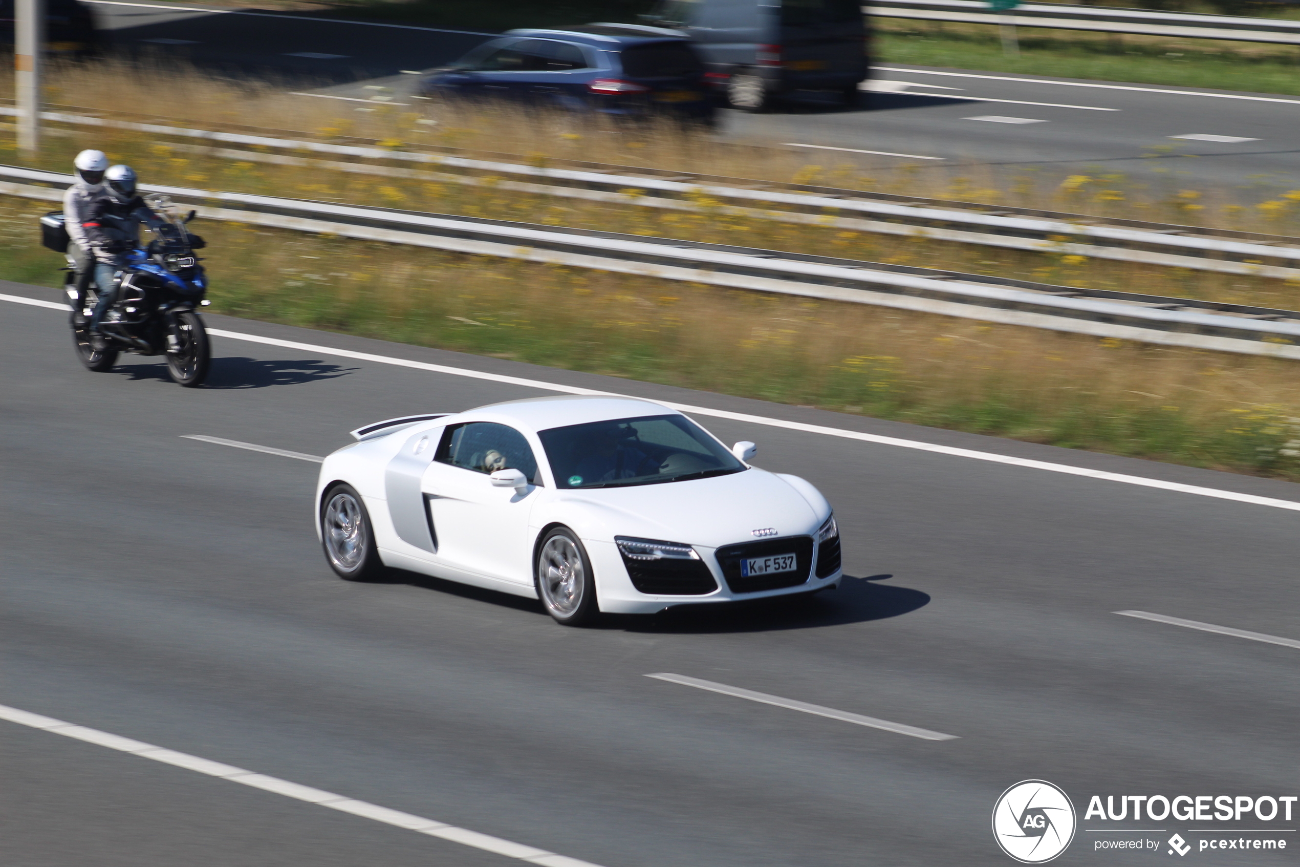 Audi R8 2013