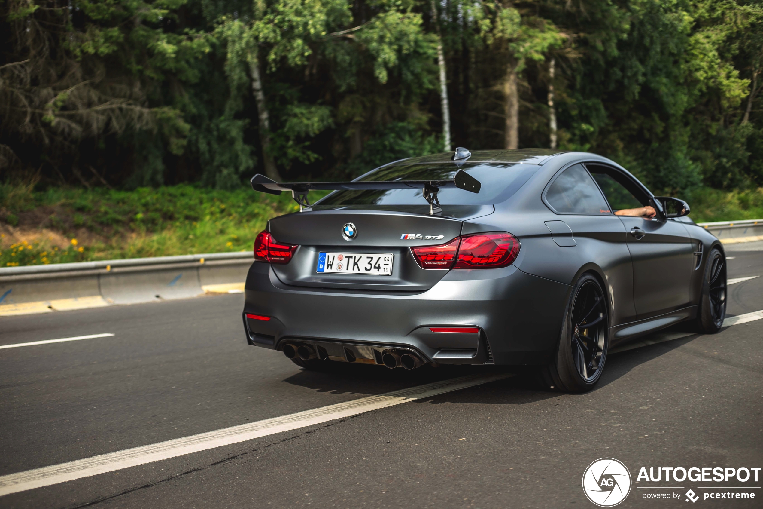 BMW M4 GTS