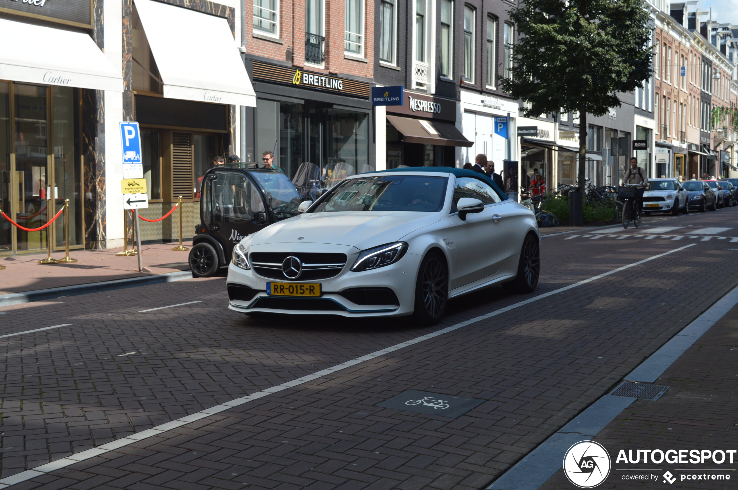 Mercedes-AMG C 63 S Convertible A205 Ocean Blue Edition