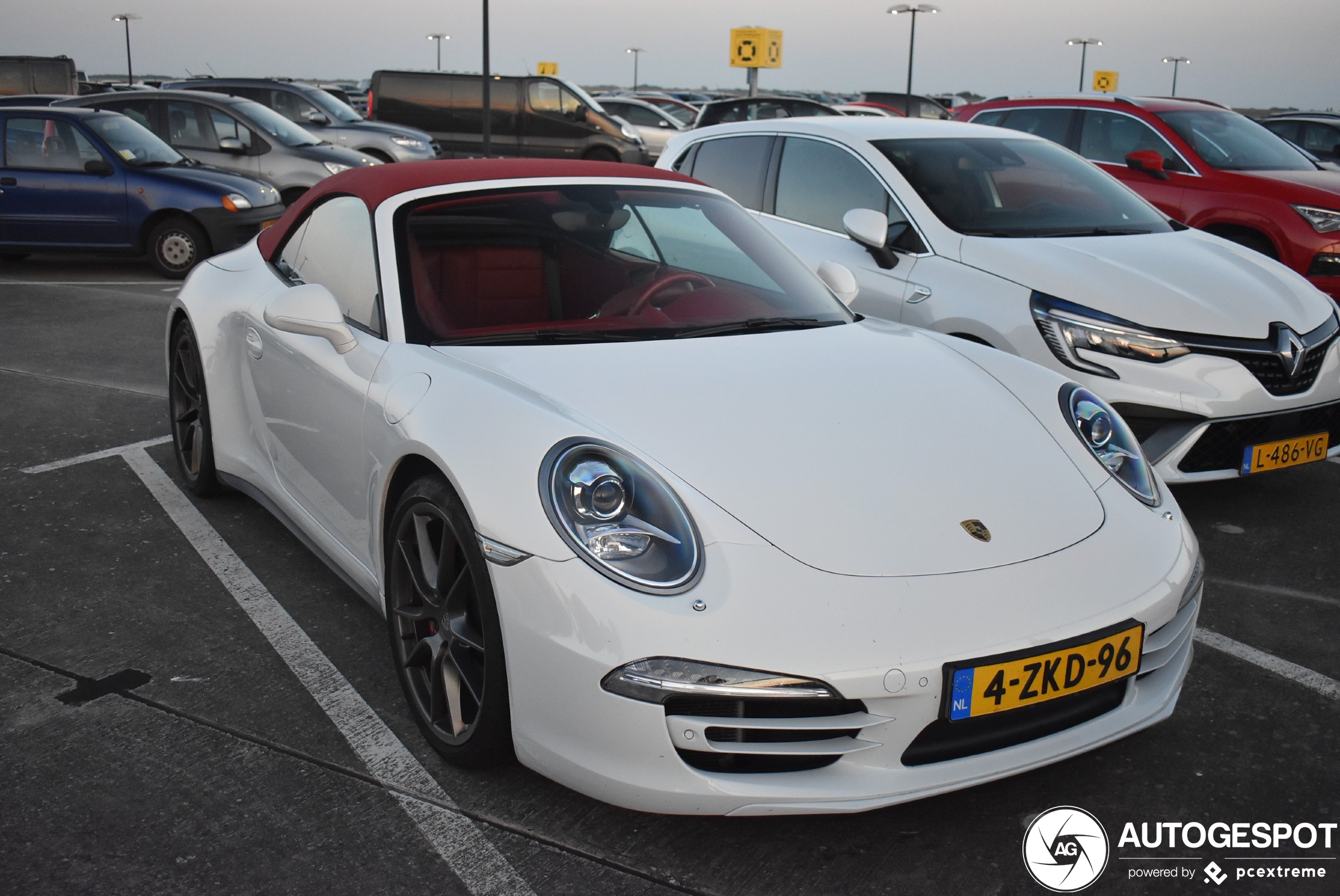 Porsche 991 Carrera 4S Cabriolet MkI