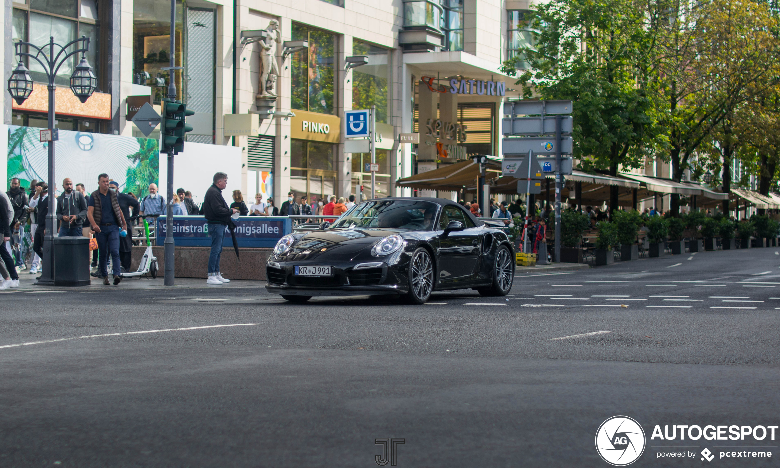 Porsche 991 Turbo S Cabriolet MkI