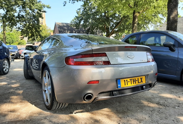 Aston Martin V8 Vantage