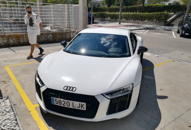 Audi R8 V10 Plus 2015