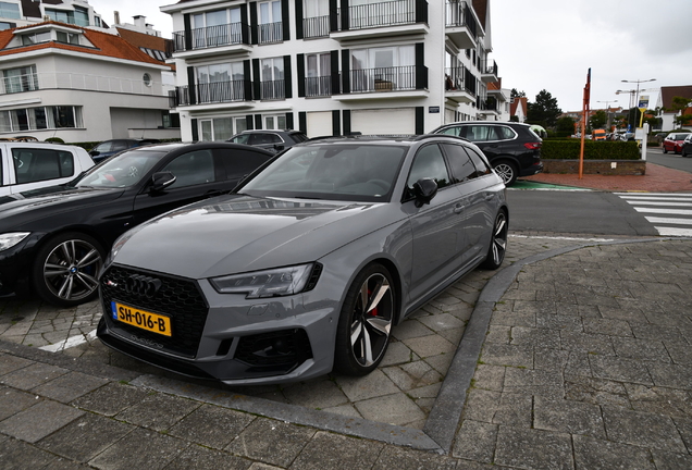 Audi RS4 Avant B9