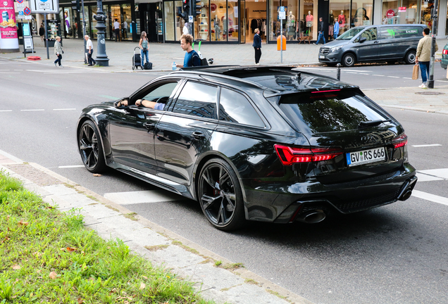 Audi RS6 Avant C8