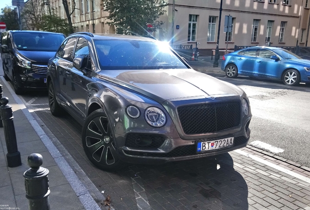 Bentley Bentayga V8 Design Series