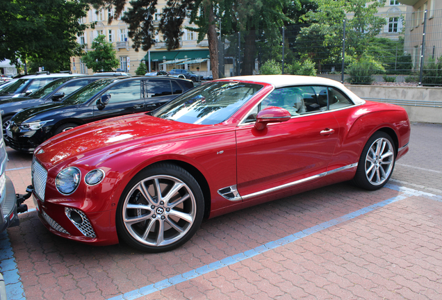 Bentley Continental GTC V8 2020