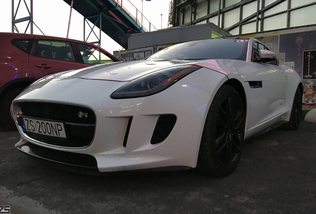 Jaguar F-TYPE R Coupé