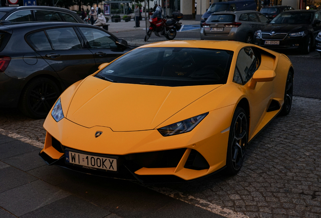 Lamborghini Huracán LP640-4 EVO