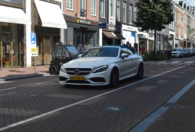 Mercedes-AMG C 63 S Convertible A205 Ocean Blue Edition