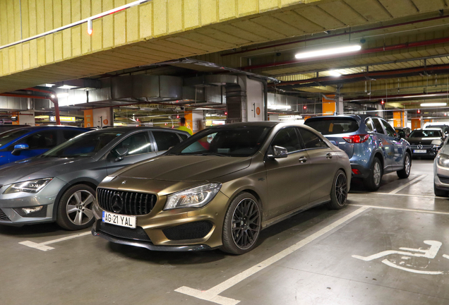 Mercedes-Benz CLA 45 AMG C117