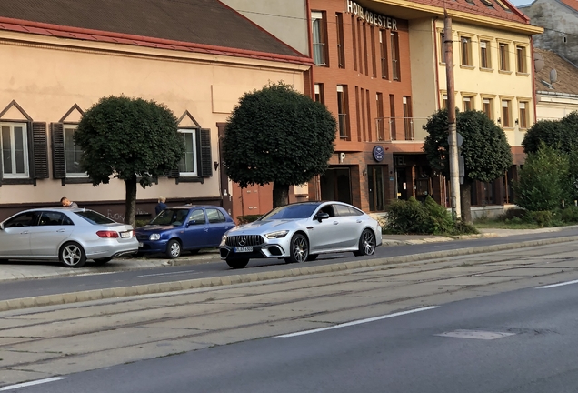 Mercedes-AMG GT 63 S X290