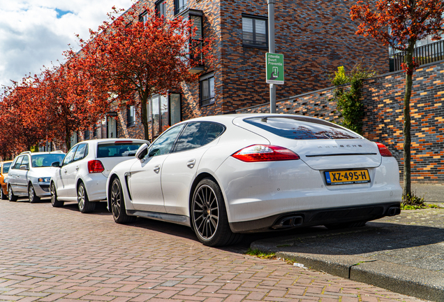 Porsche 970 Panamera GTS MkI