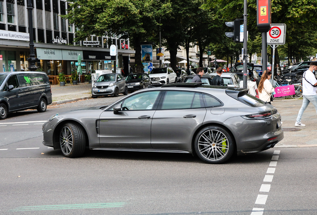 Porsche 971 Panamera Turbo S E-Hybrid Sport Turismo