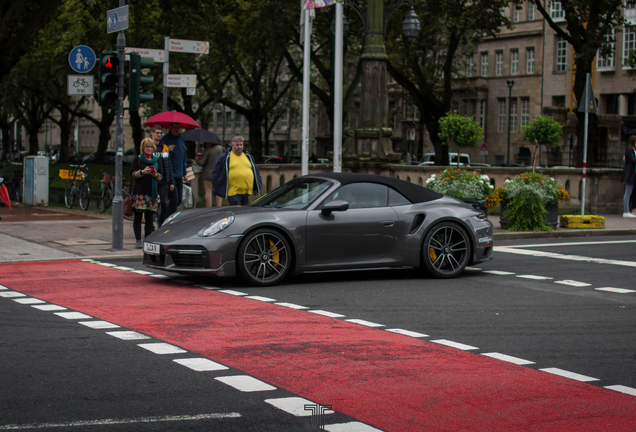 Porsche 992 Turbo S Cabriolet